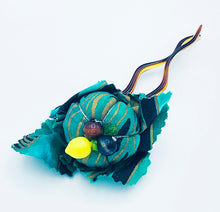 Rastah Mama Kanzashi