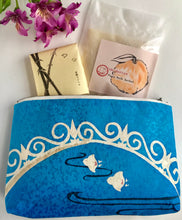 SILK KIMONO COSMETIC POUCH